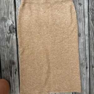 Elegant Tan Knit Skirt